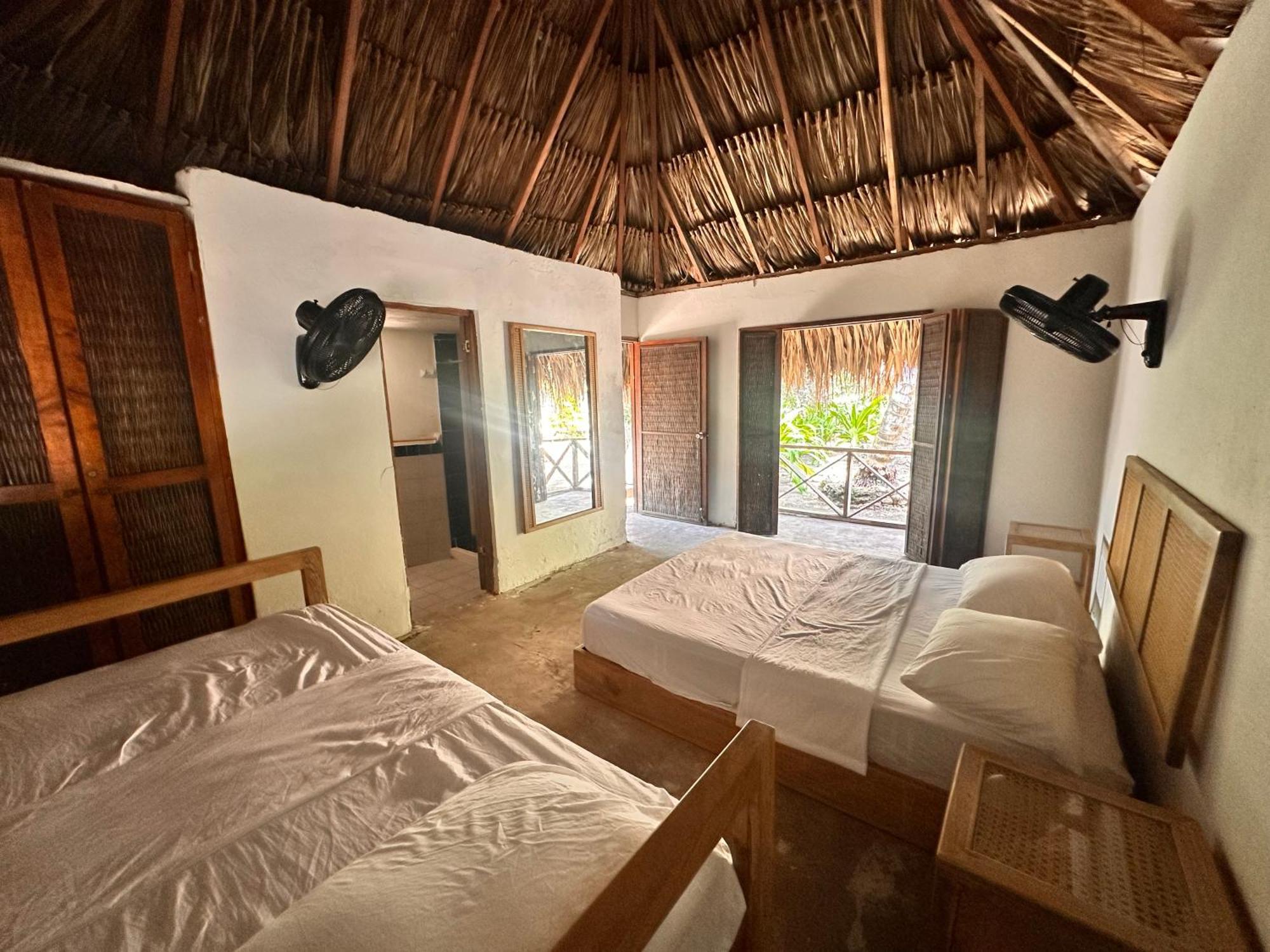 Orika Del Mar Hotel Isla Grande  Exterior photo
